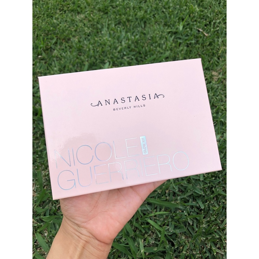 ABH Nicole Guerriero Glow Kit